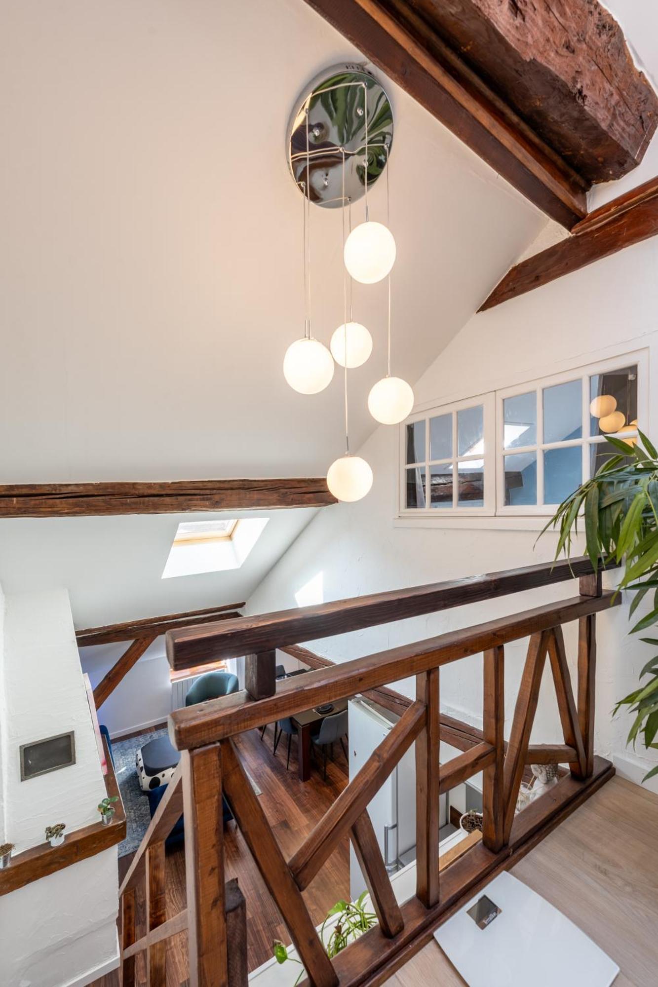 Sous Les Toits D'Annecy, Un Appartement Irresistible Pour 1 A 6 Personnes En Plein Coeur De Ville Экстерьер фото