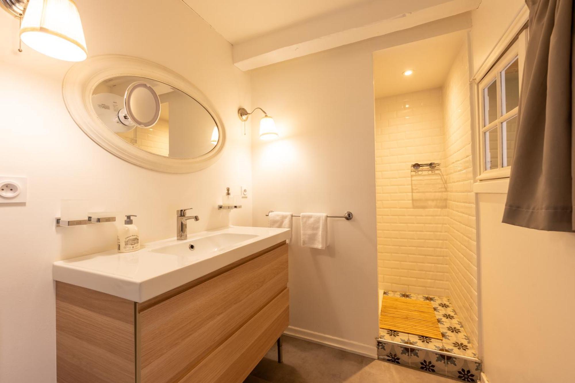 Sous Les Toits D'Annecy, Un Appartement Irresistible Pour 1 A 6 Personnes En Plein Coeur De Ville Экстерьер фото