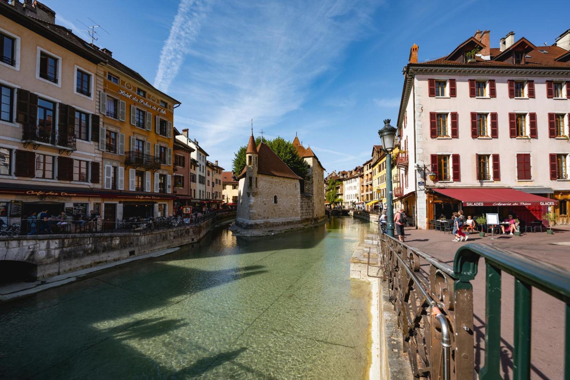 Sous Les Toits D'Annecy, Un Appartement Irresistible Pour 1 A 6 Personnes En Plein Coeur De Ville Экстерьер фото